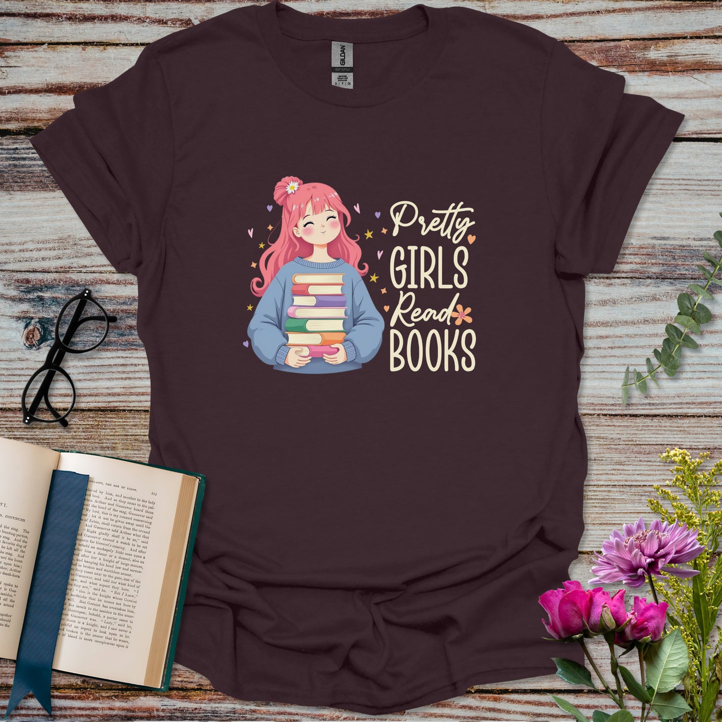 Pretty Girls Read Books T-shirt