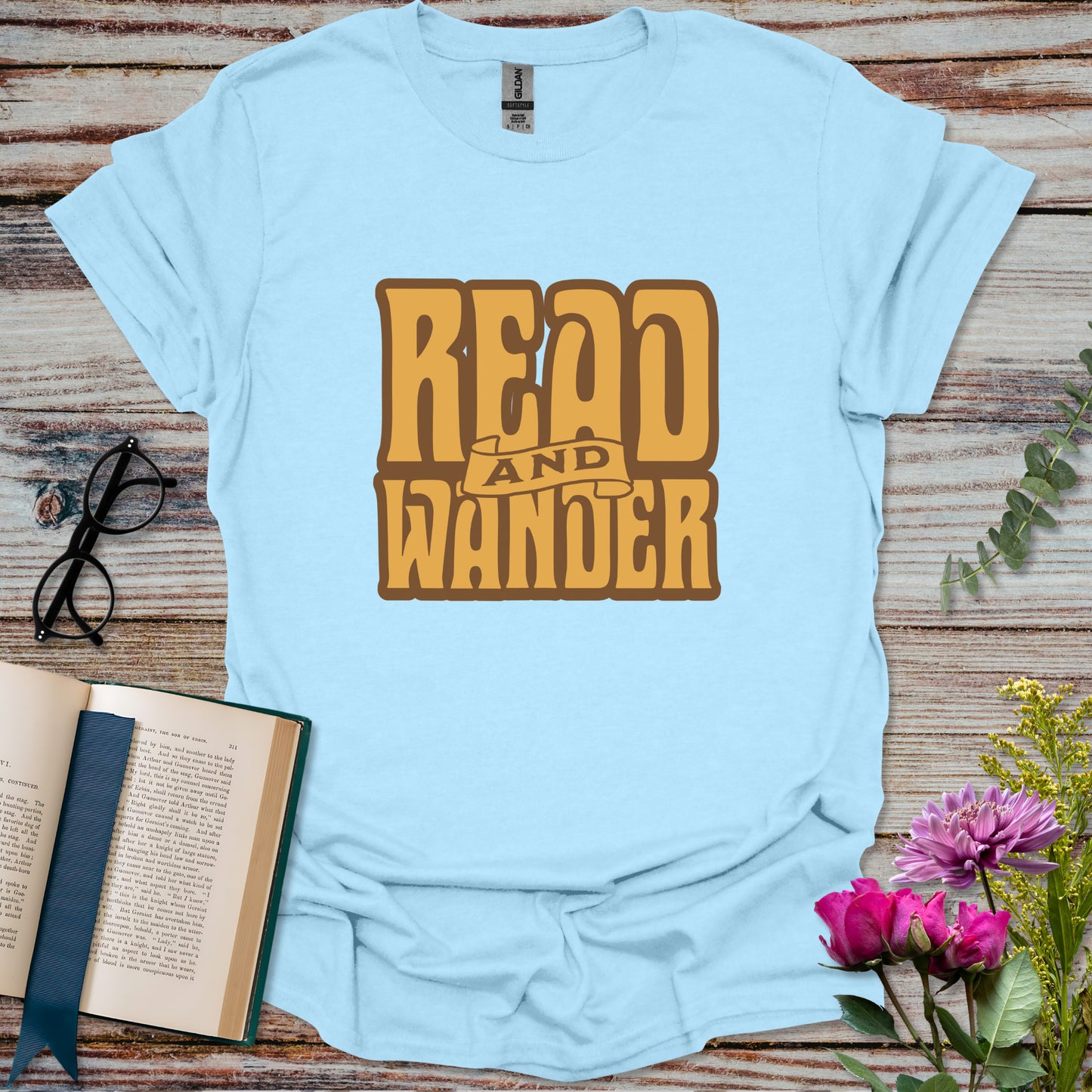 Read and Wander T-shirt