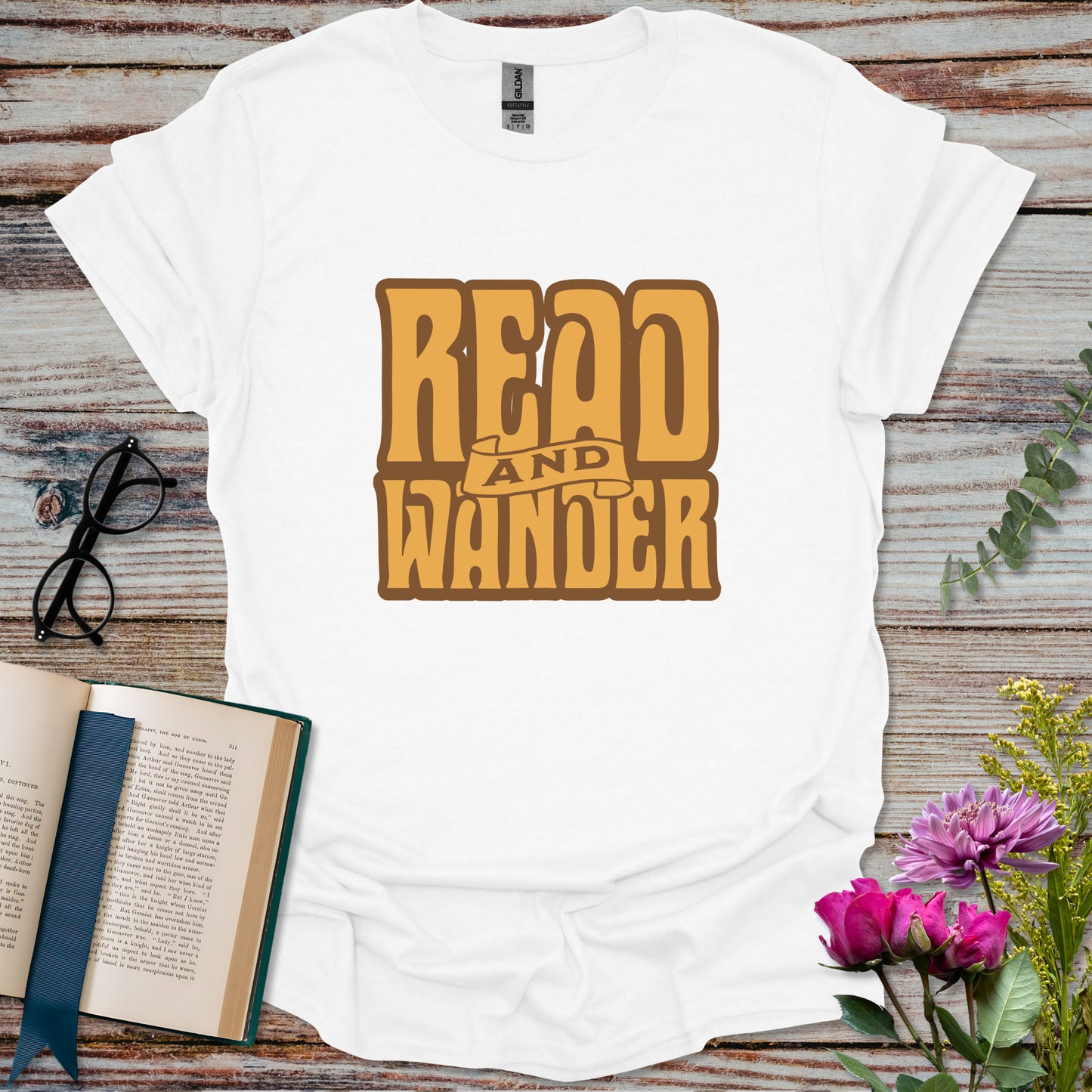 Read and Wander T-shirt