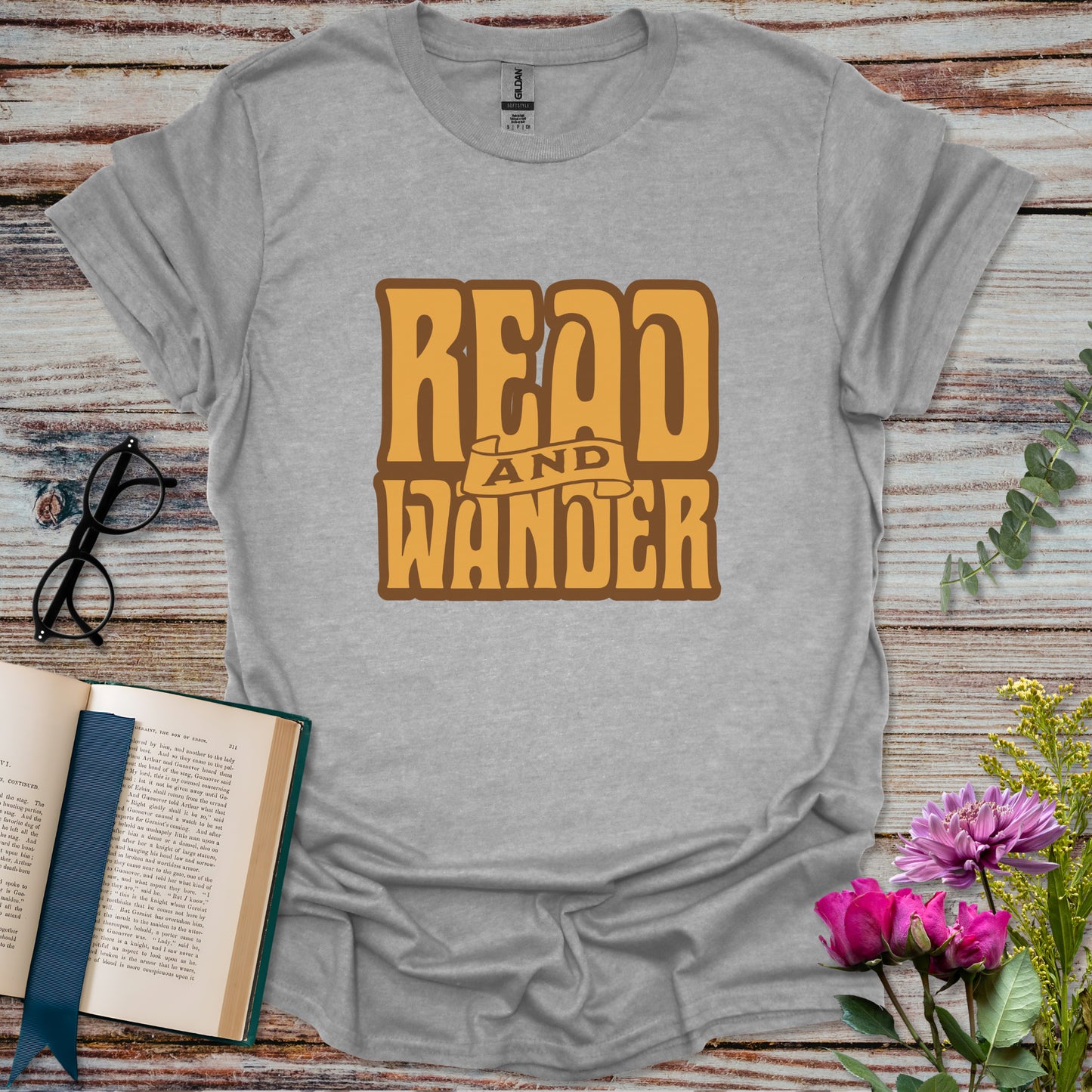 Read and Wander T-shirt