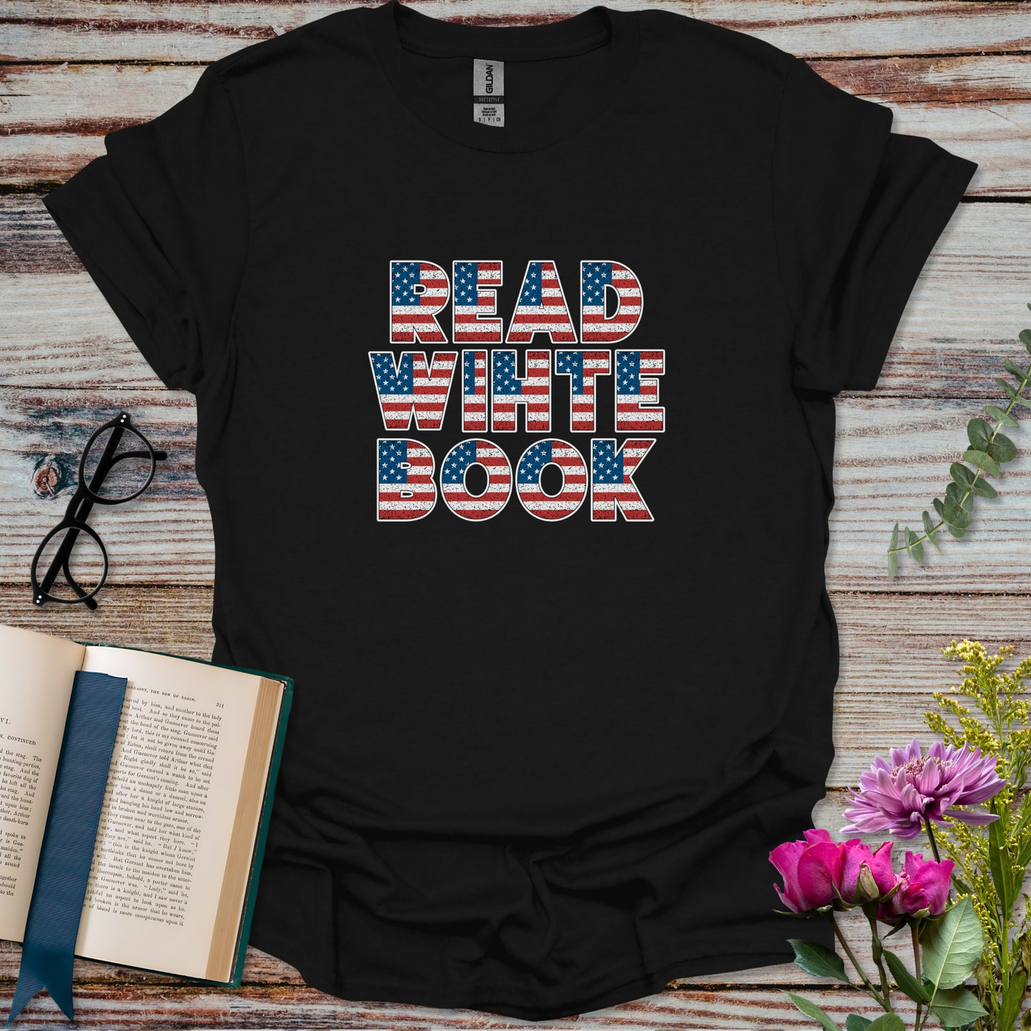 Read, White, Books US Flag T-shirt