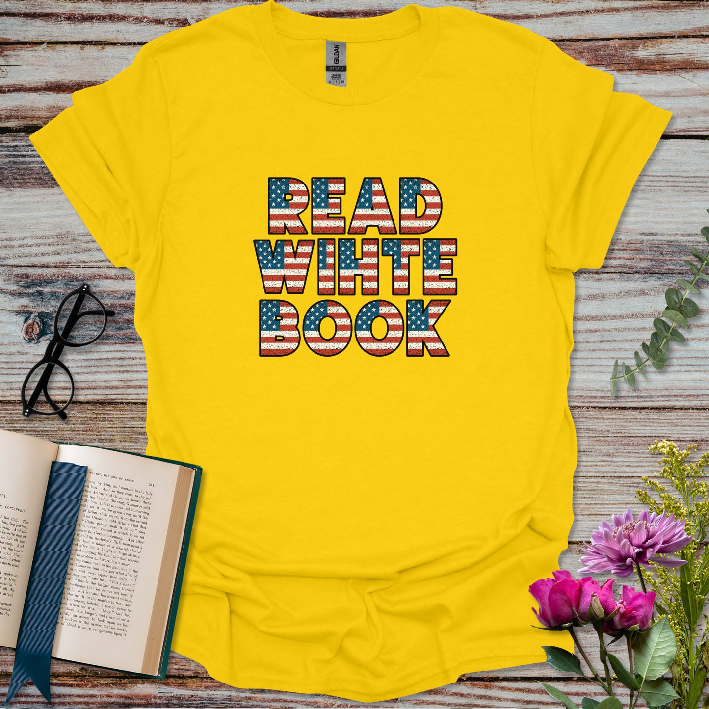 Read, White, Books US Flag T-shirt