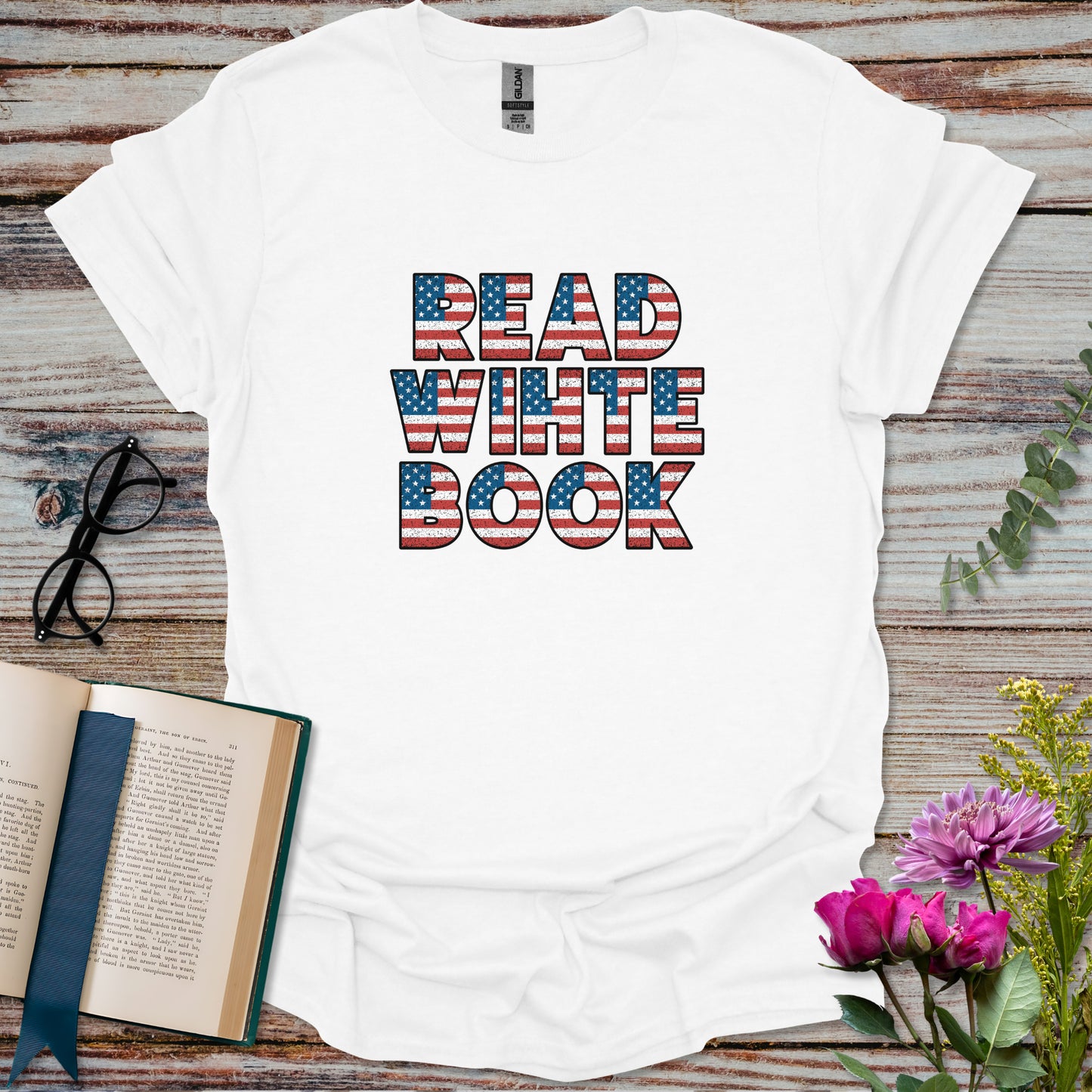 Read, White, Books US Flag T-shirt