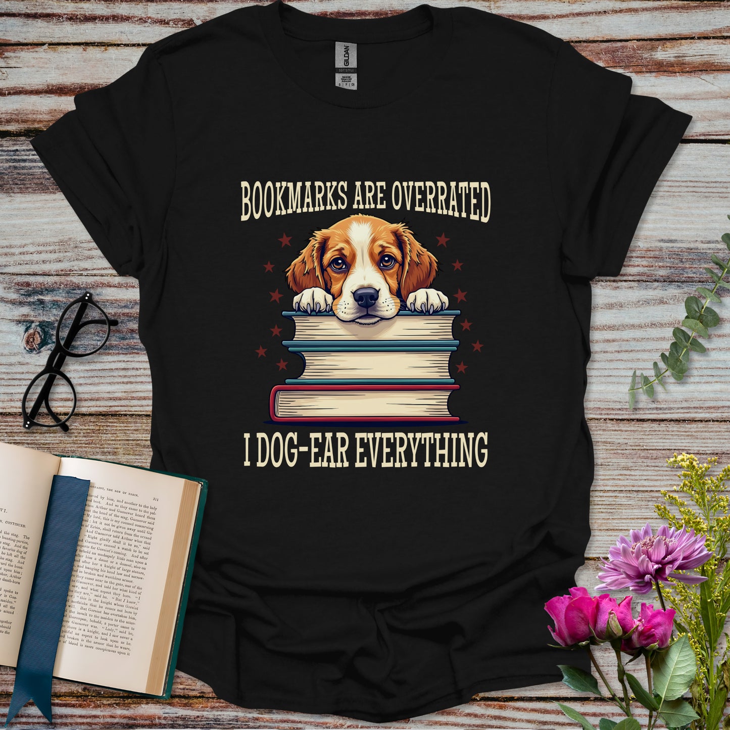 Dog-Ear Everything T-shirt