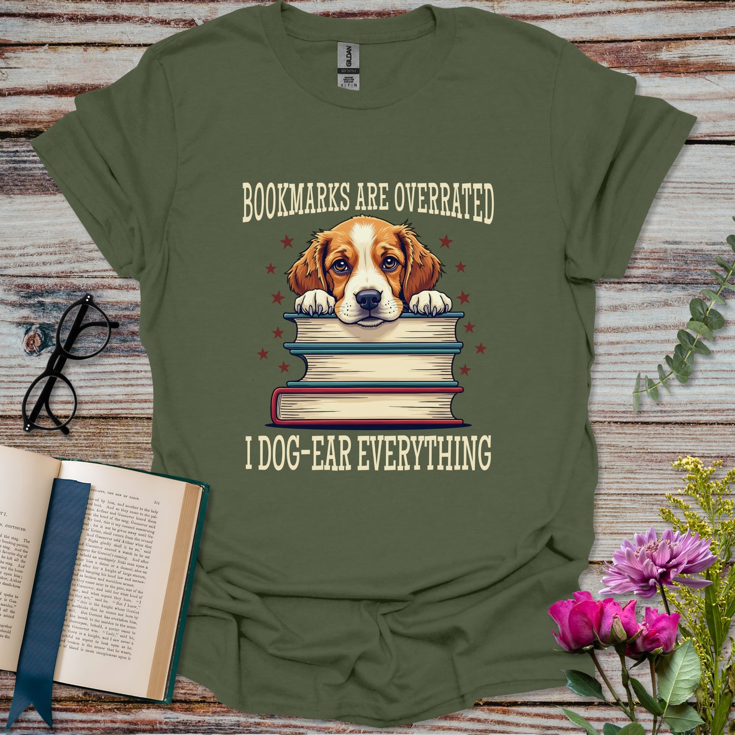 Dog-Ear Everything T-shirt