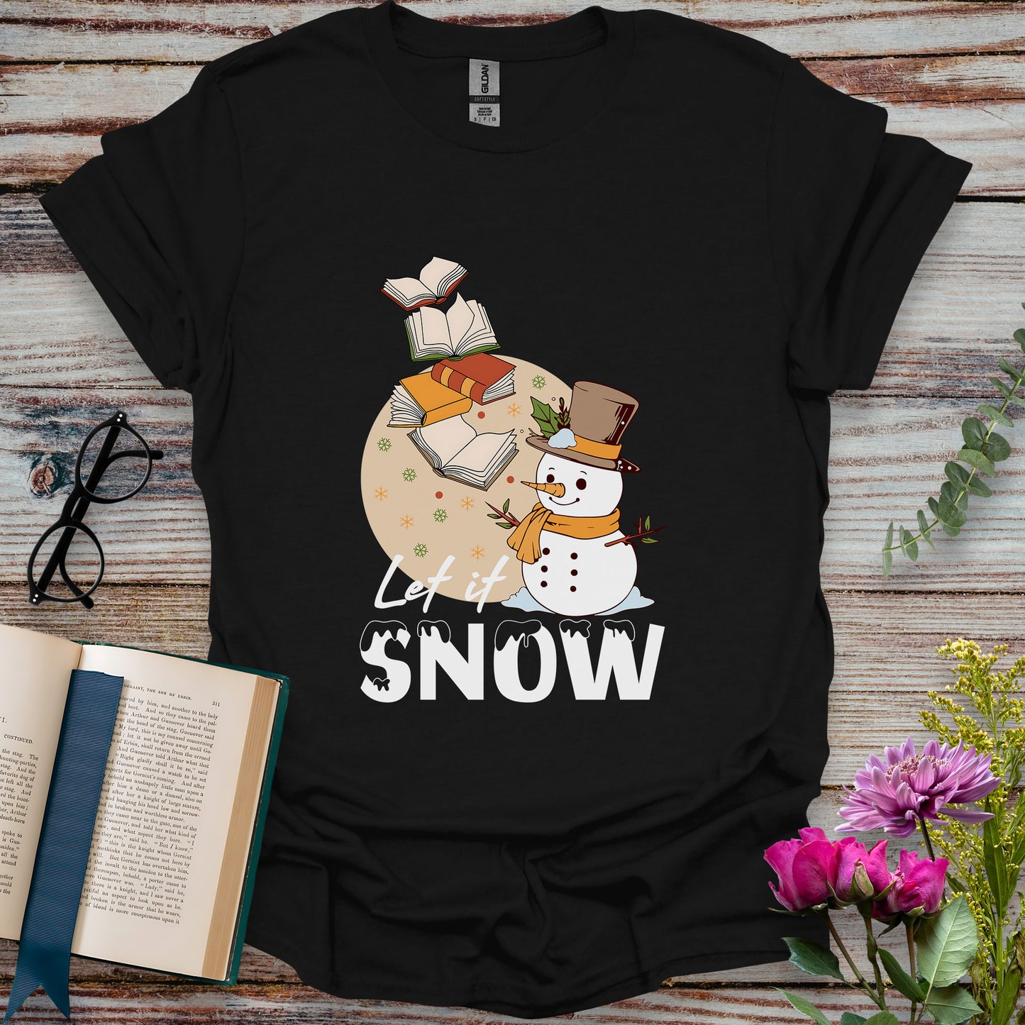 Let it Snow Book Lovers T-shirt