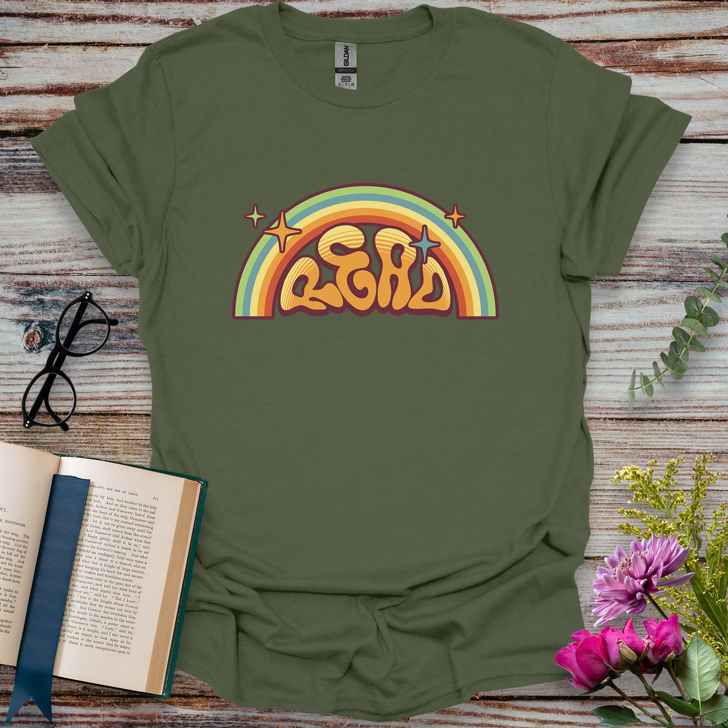 Bookworm Read Retro T-shirt