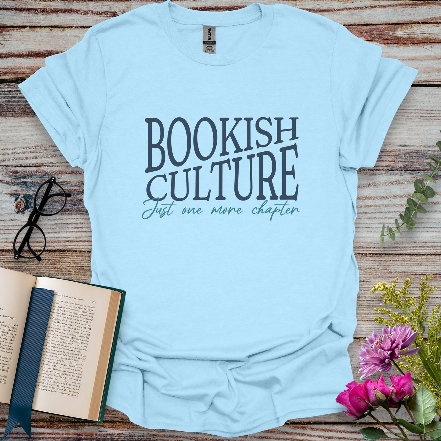 Just One More Chapter Book Lover T-shirt