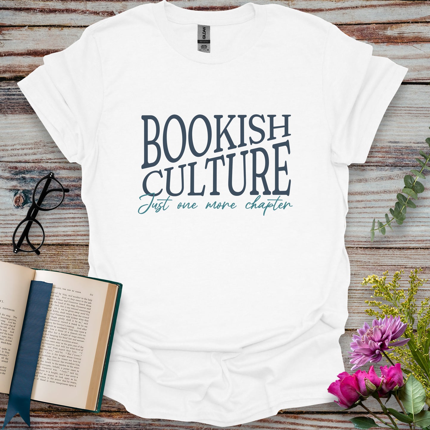 Just One More Chapter Book Lover T-shirt